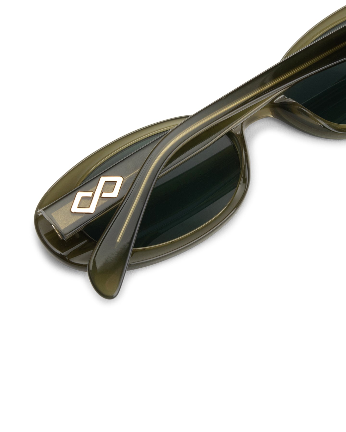 Get Women’s Sunglasses in Khaki Colour – Shop Online in USA, UK, Canada & United Arab Emirates